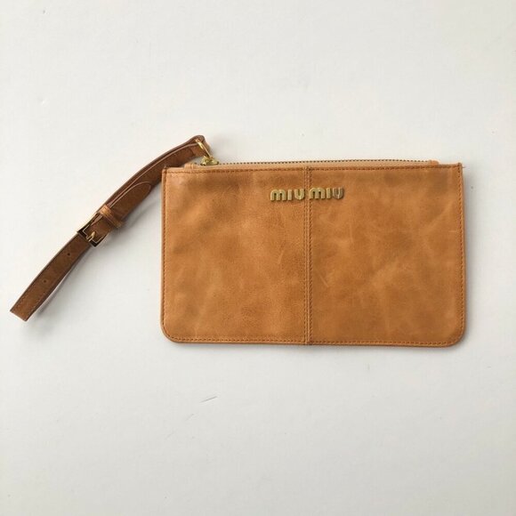 MIU MIU Replica Yellow Gold Leather Simple Wristlet Clutch Adjustable Strap 8x5" - Picture 2 of 11